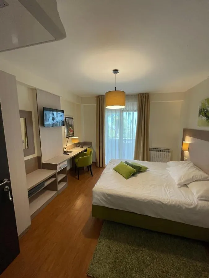 Hotel Stanger Lovran 3*,